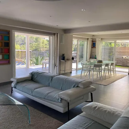 Vila Somptueuse D'architecte Climatisee Avec Piscine Chauffee Bandol