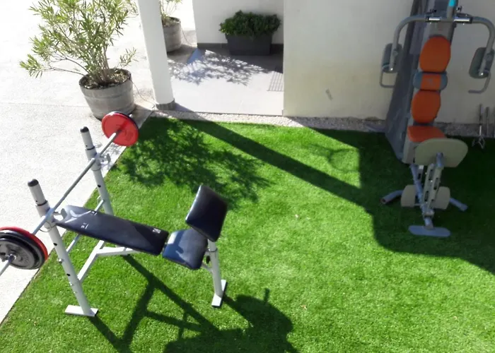 Somptueuse D'architecte Climatisee Avec Piscine Chauffee Willa Bandol