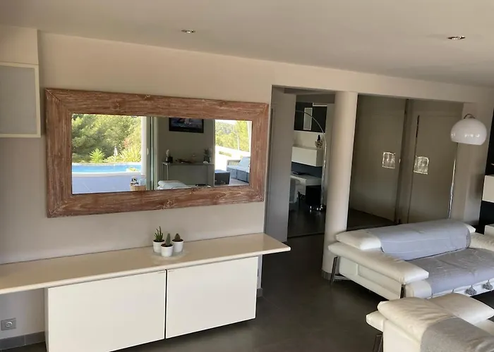 Somptueuse D'architecte Climatisee Avec Piscine Chauffee *