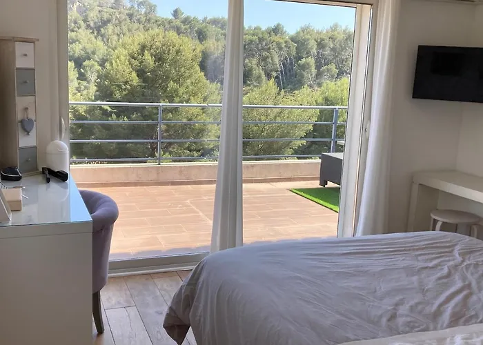 Somptueuse D'architecte Climatisee Avec Piscine Chauffee