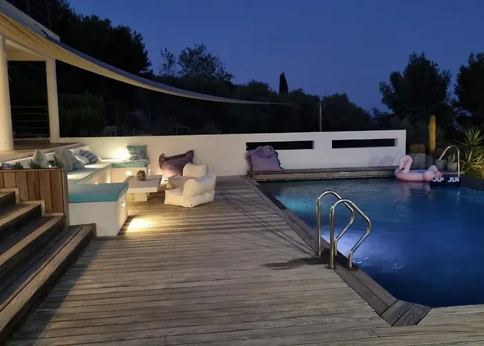 Somptueuse D'architecte Climatisee Avec Piscine Chauffee